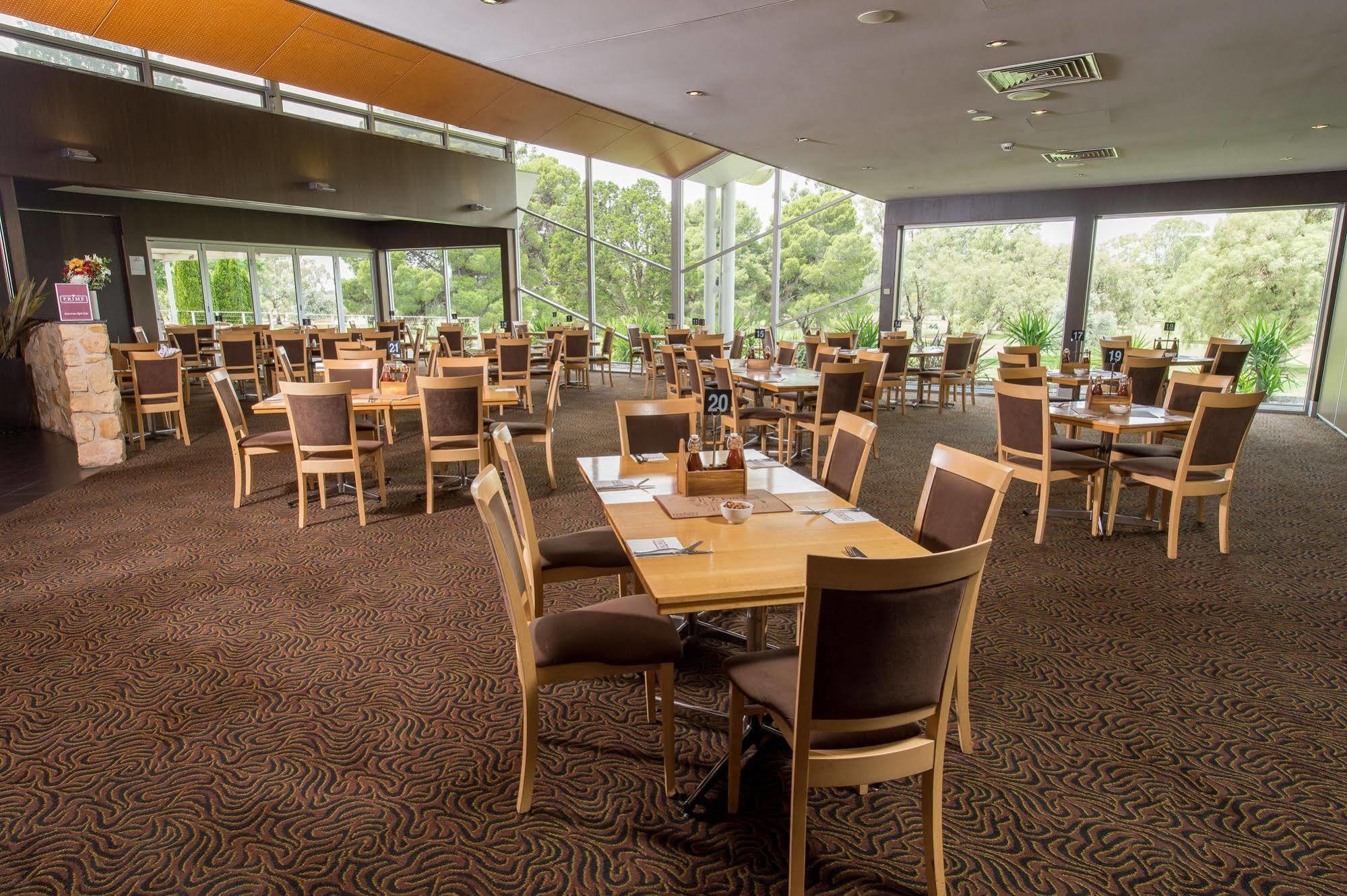 Renmark Country Club Exteriör bild