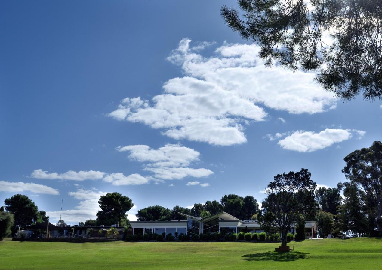 Renmark Country Club Exteriör bild